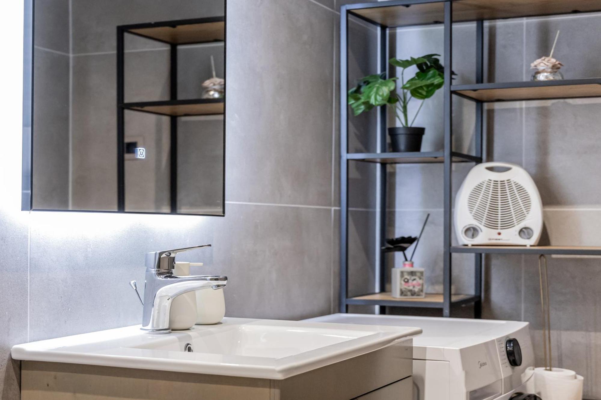 Yiannis Deluxe Apartment ハニア エクステリア 写真