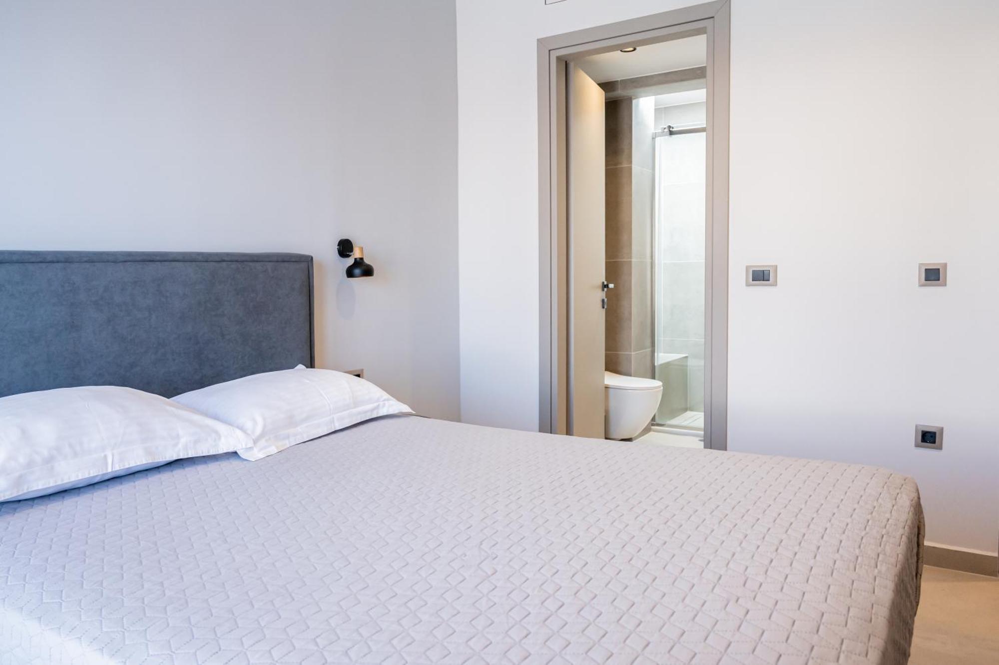 Yiannis Deluxe Apartment ハニア エクステリア 写真